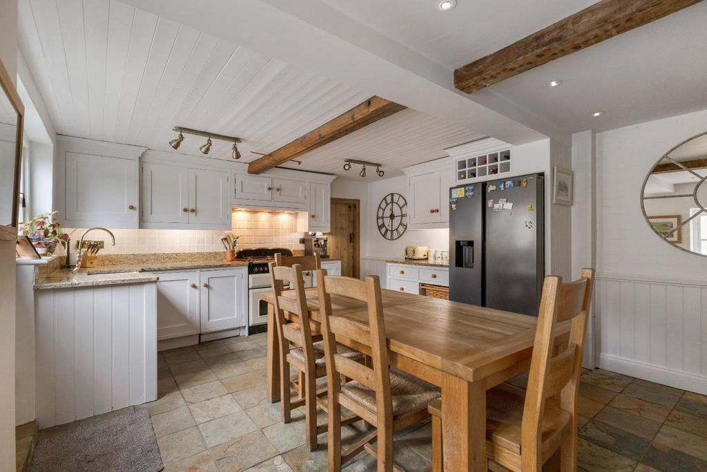 Property photo 2 of 23 Kitchen/Dining