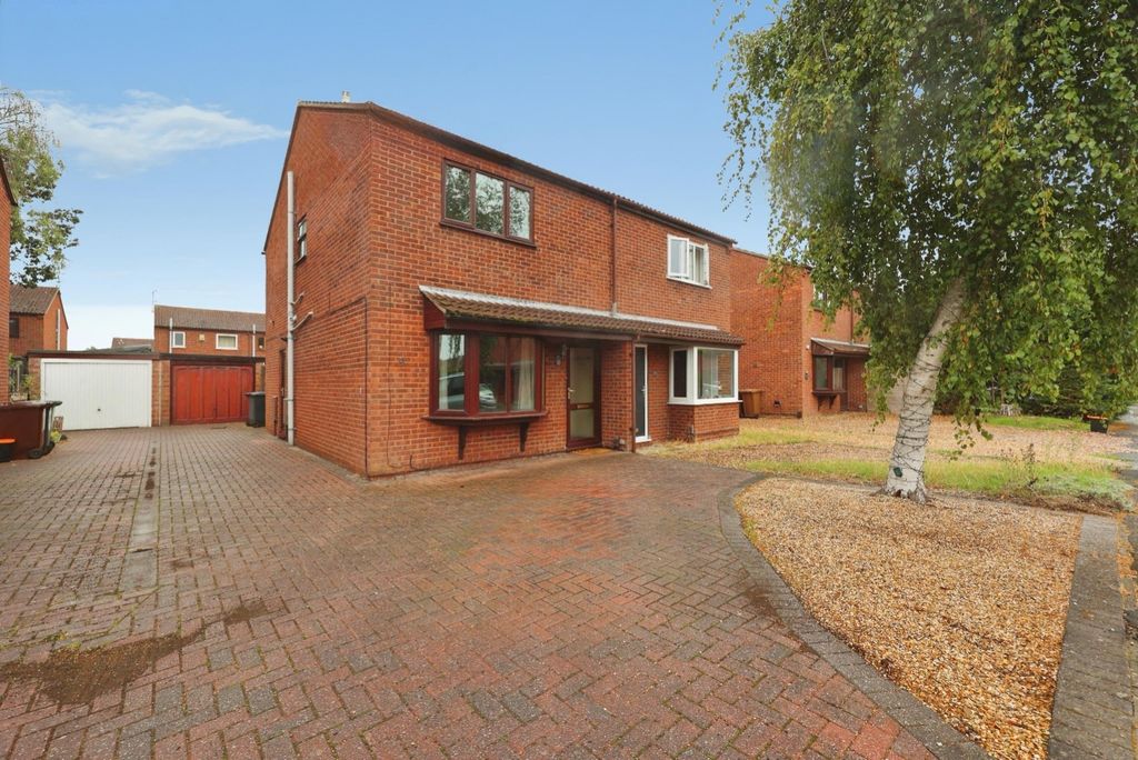 Property photo 1 of 15 5139172