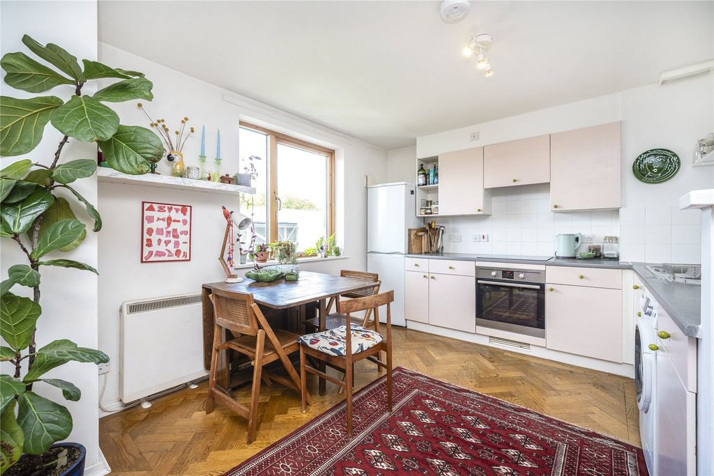 Property photo 2 of 13 Kitchen/Diner