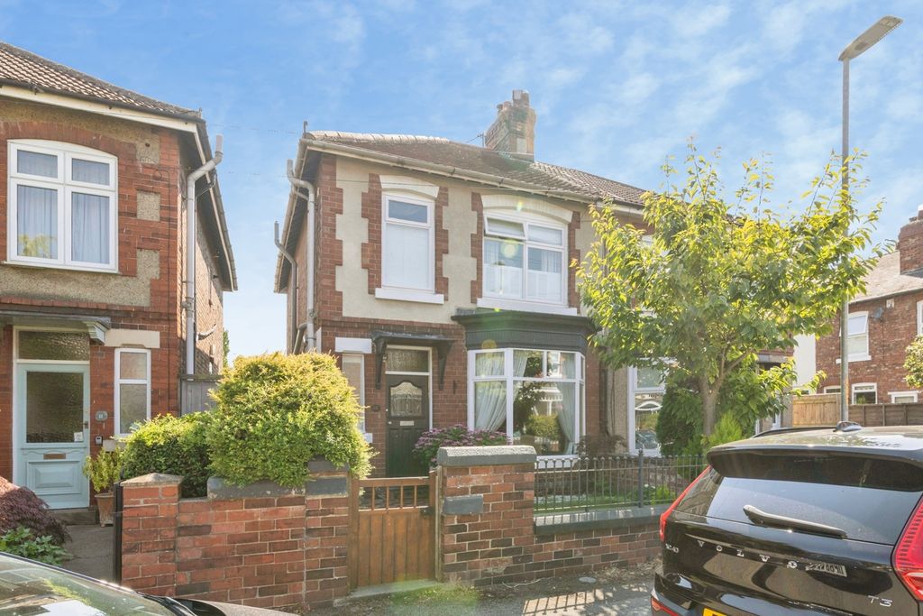 Property photo 1 of 16 Pbox-Img.Jpg