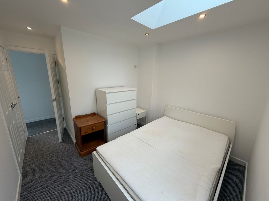 Property photo 3 of 5