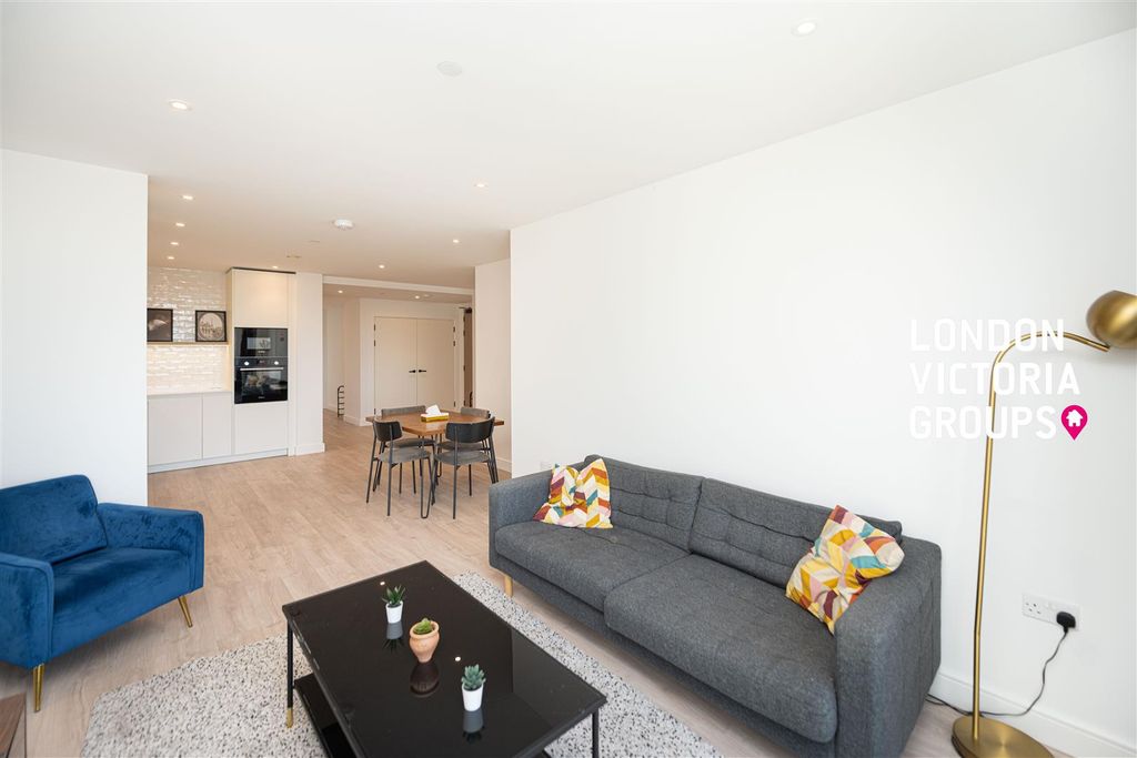 Property photo 1 of 23 1-11033.Jpg