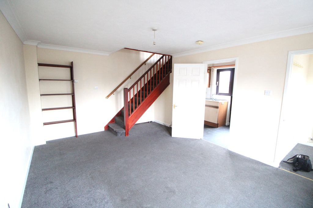 Property photo 3 of 10 Img_8430