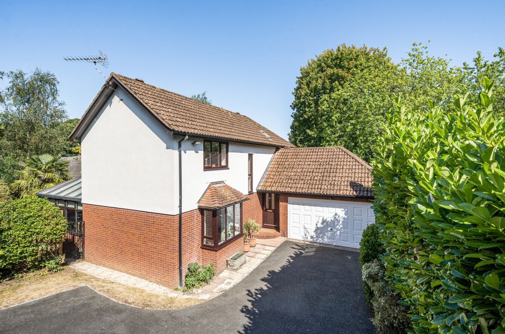 Property photo 1 of 26 1319344-3-6870F5F...