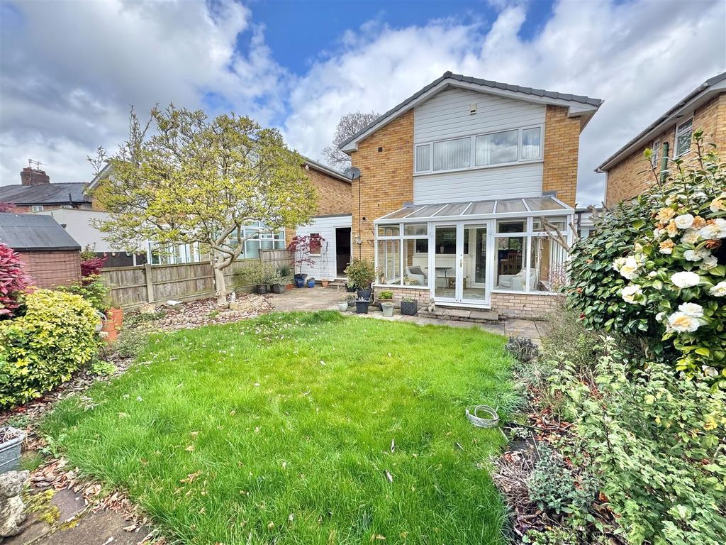 Property photo 3 of 14