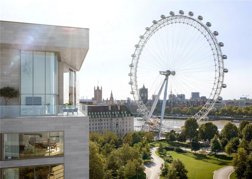 Property photo 1 of 18 External