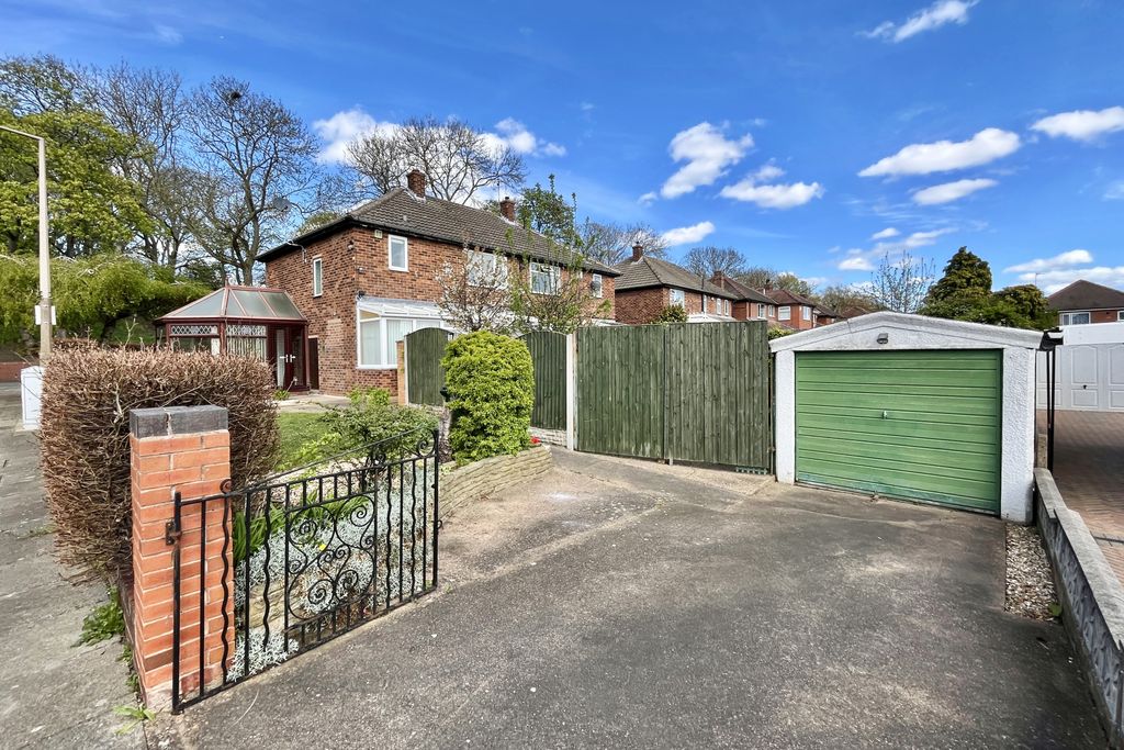 Property photo 2 of 30 2