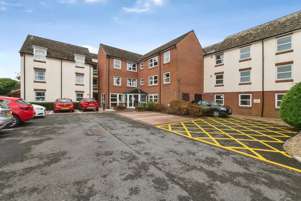 Property photo 1 of 18 Pbox-Img.Jpg