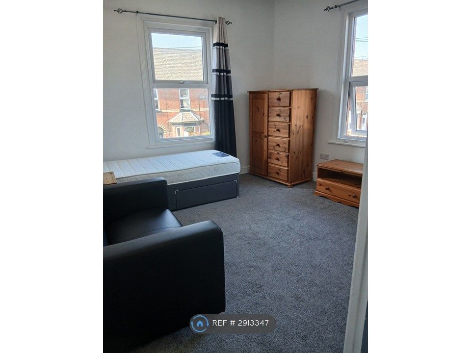 Property photo 1 of 7 Studio Room