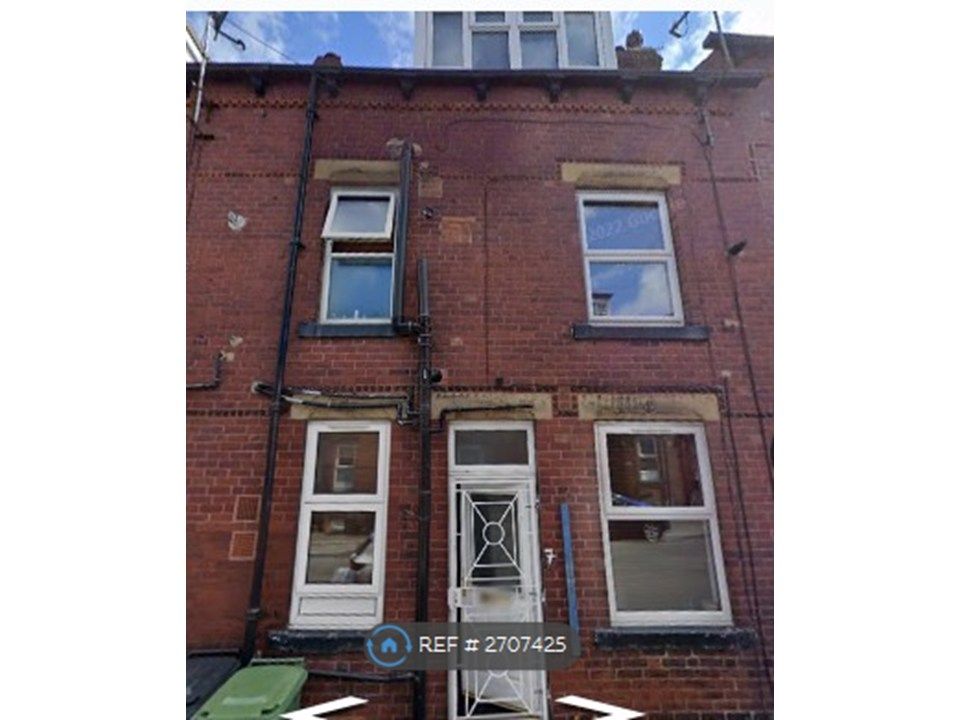 Property photo 1 of 19 Outside