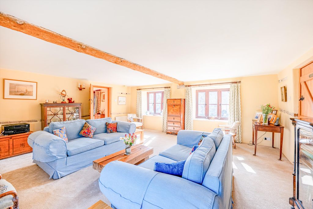 Property photo 2 of 26 Image