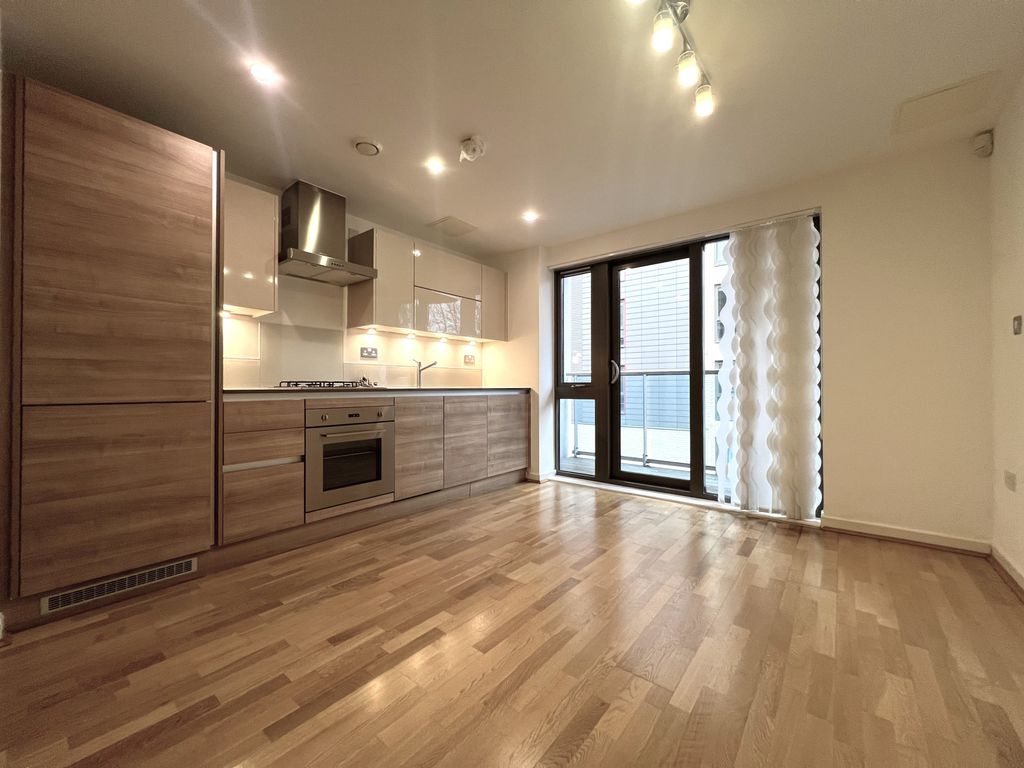 Property photo 1 of 5