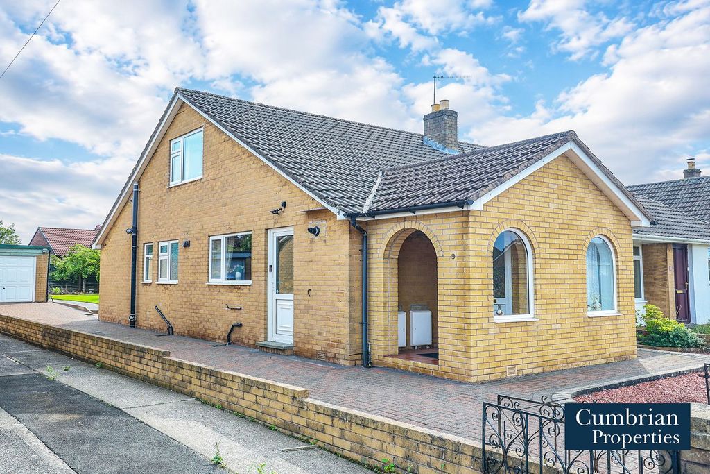 Property photo 1 of 16 Front External