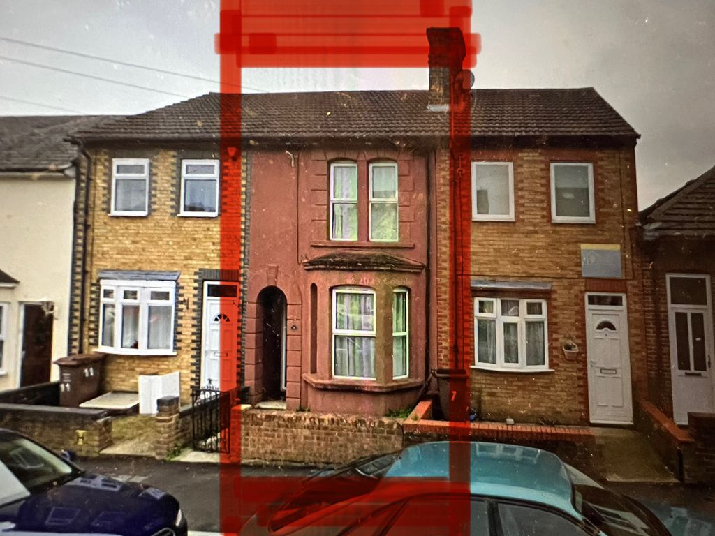 Property photo 1 of 1