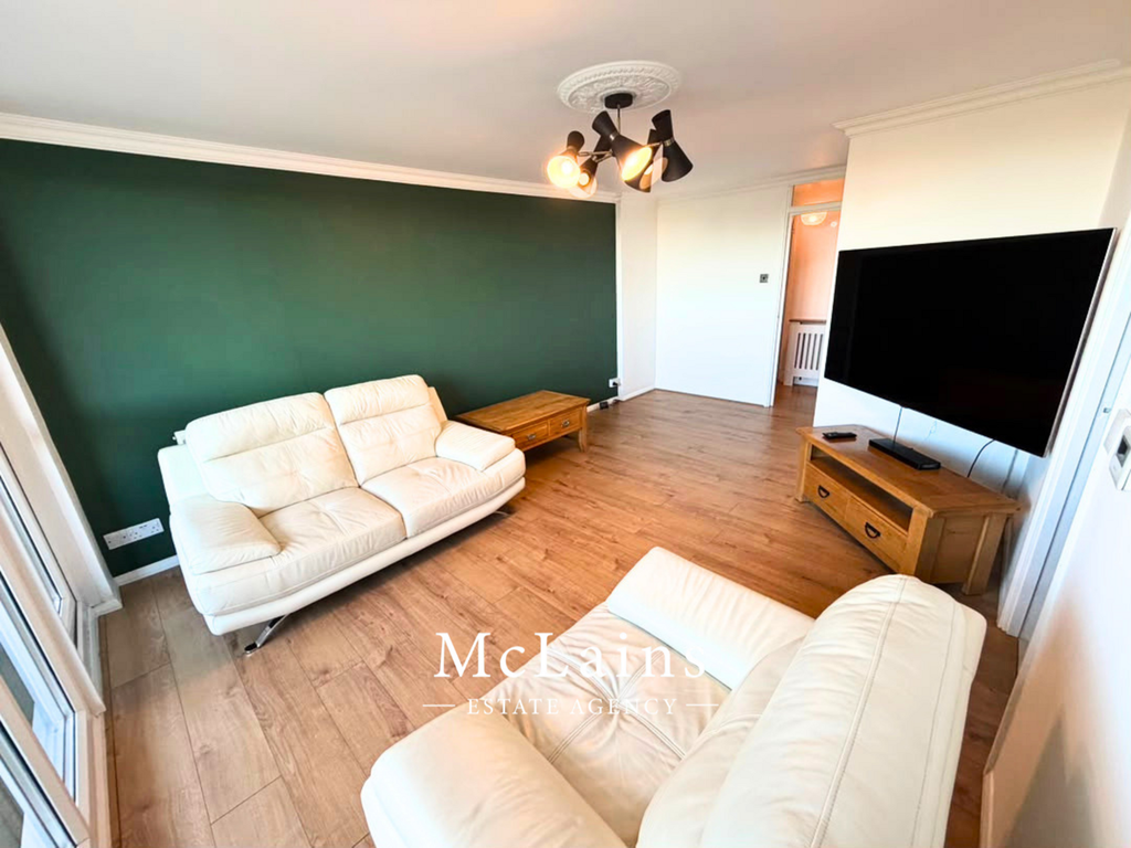 2 bed flat to rentBailey Street, Luton LU1