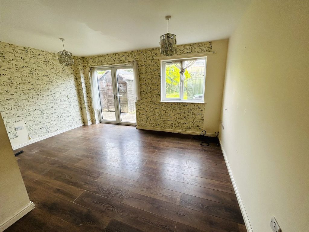 Property photo 2 of 12 Picture No. 09