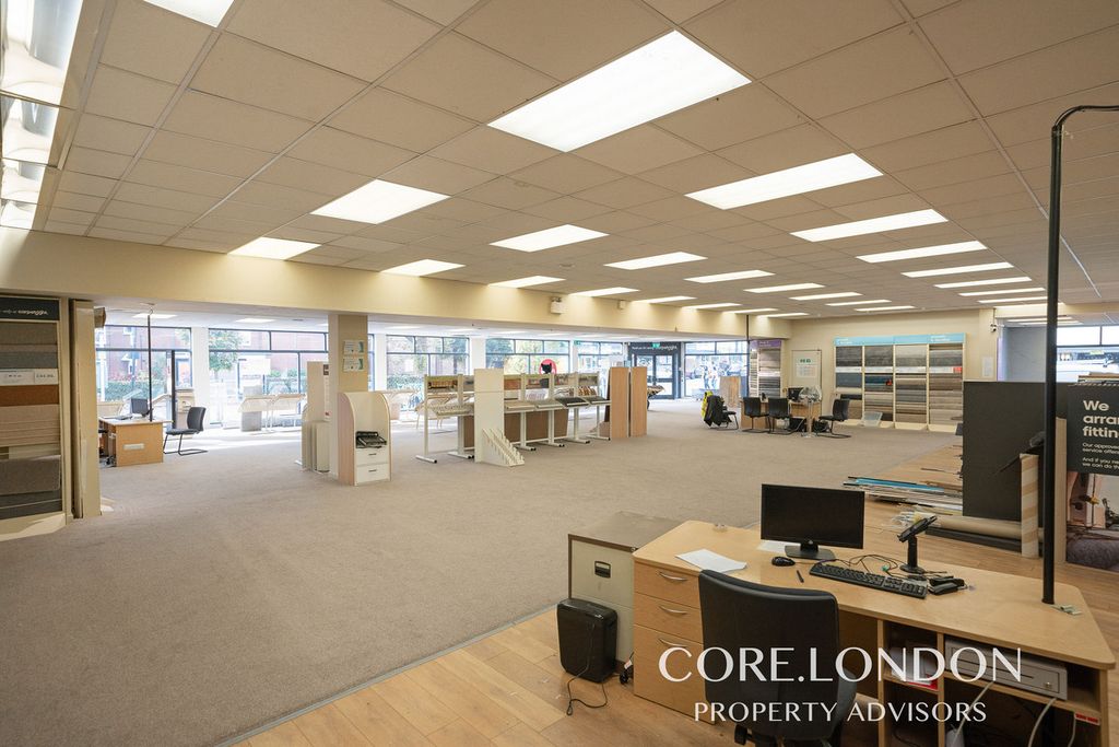 Property photo 3 of 8