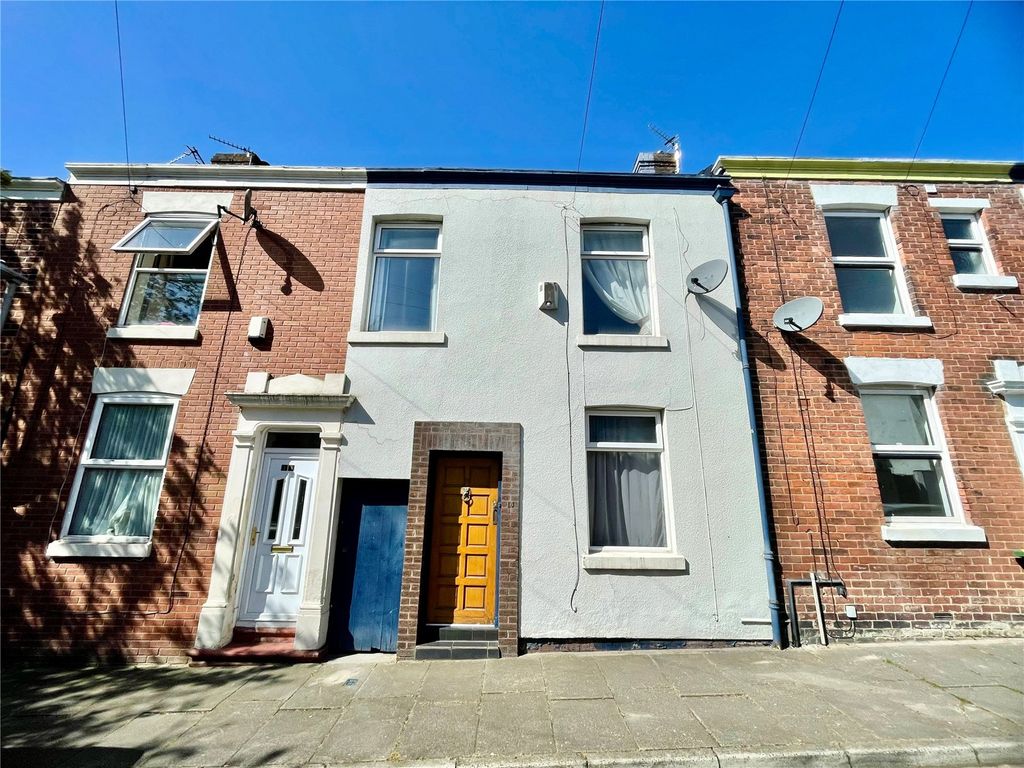 Property photo 1 of 13 Front