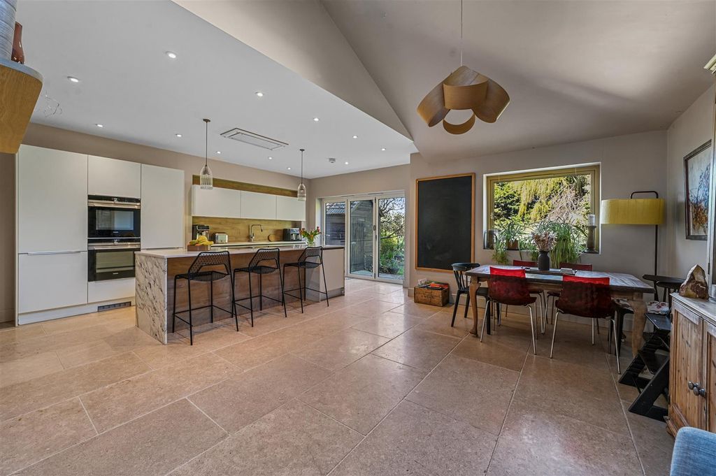 Property photo 2 of 22 Kitchen