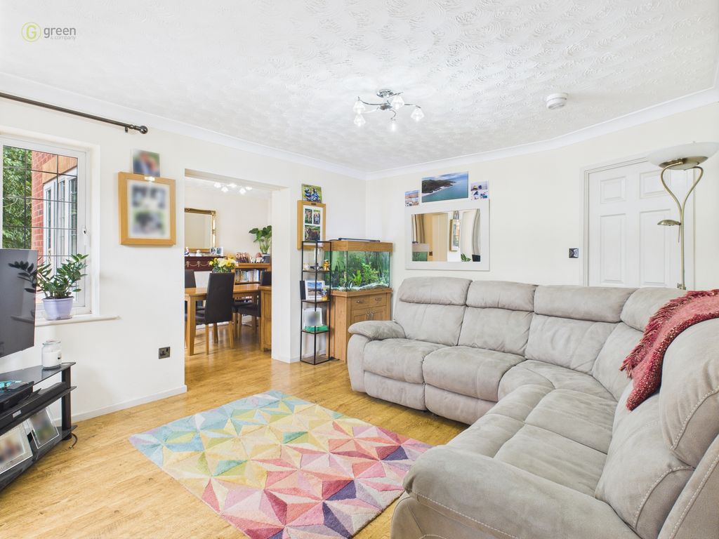 Property photo 3 of 40