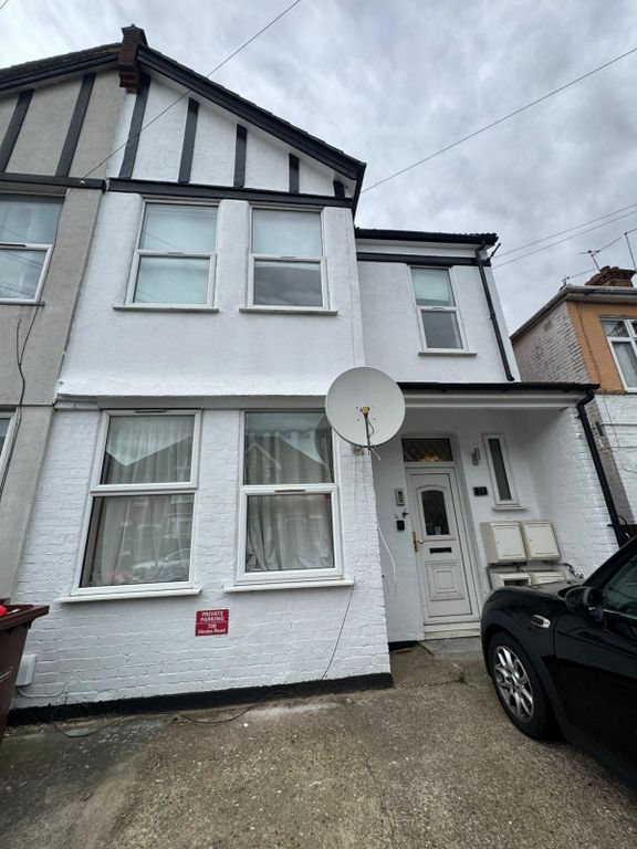 Property photo 1 of 25