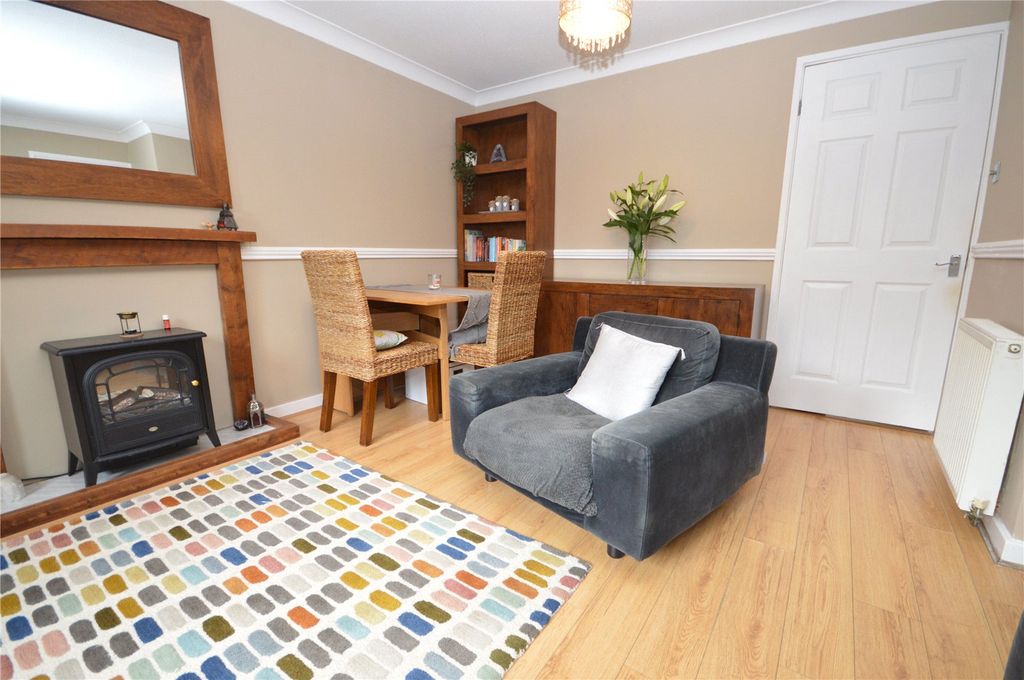 Property photo 3 of 11 Picture No. 10