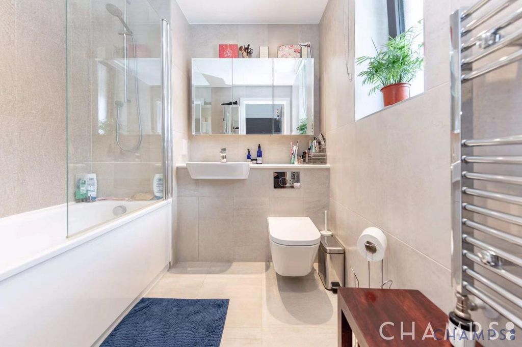 Property photo 3 of 10 Gallery
