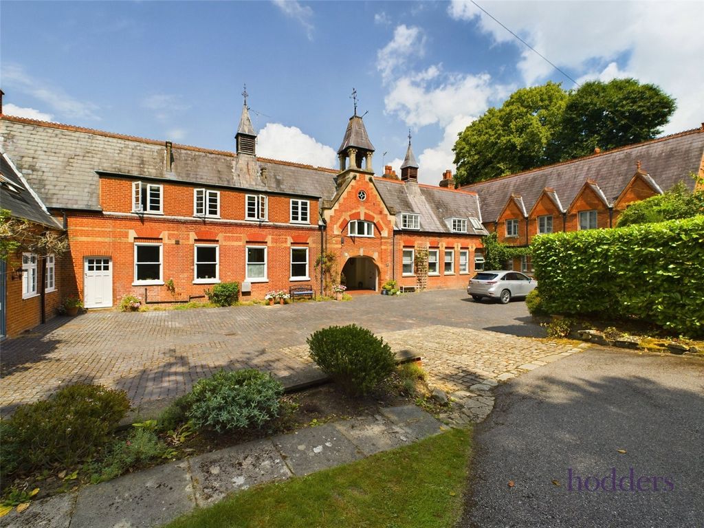 Property photo 1 of 42 Picture No. 43