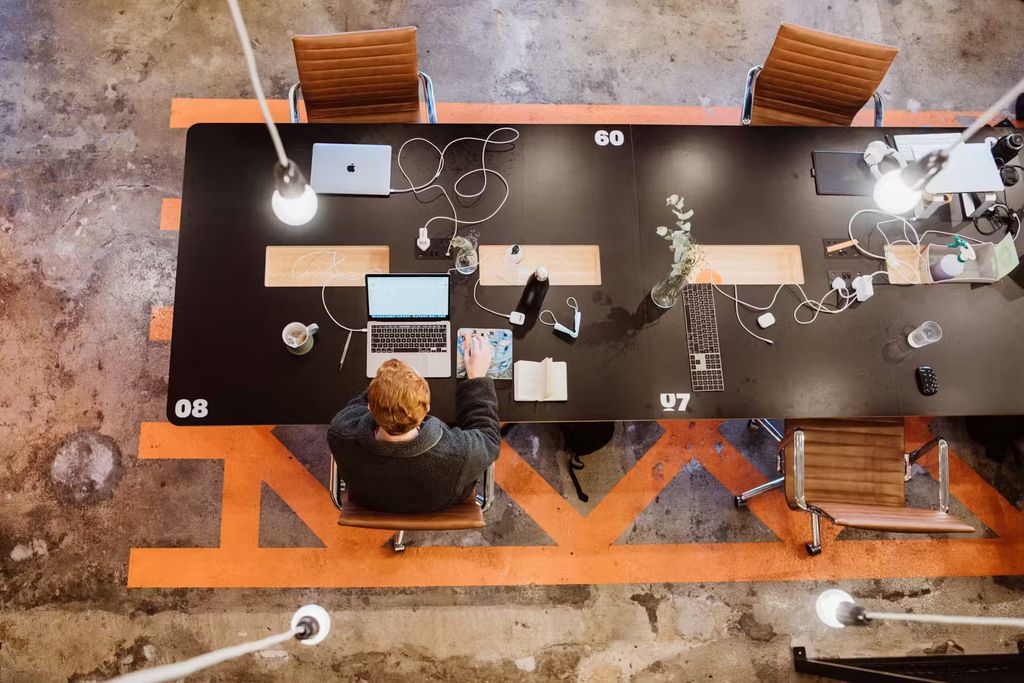 Property photo 3 of 11 Breakout Space