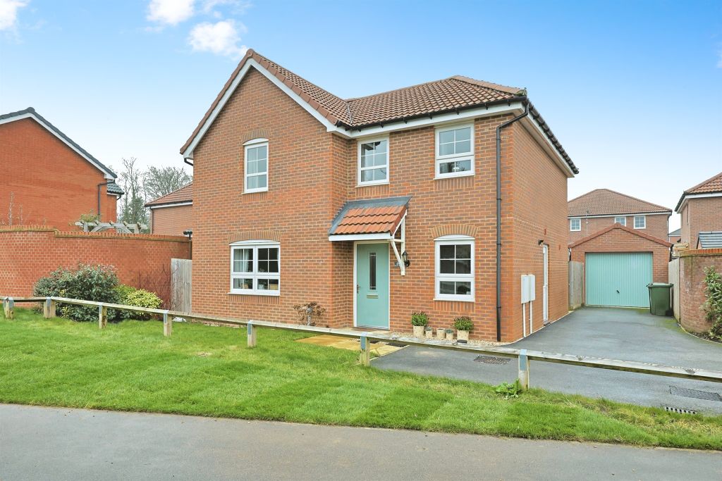 Property photo 1 of 36