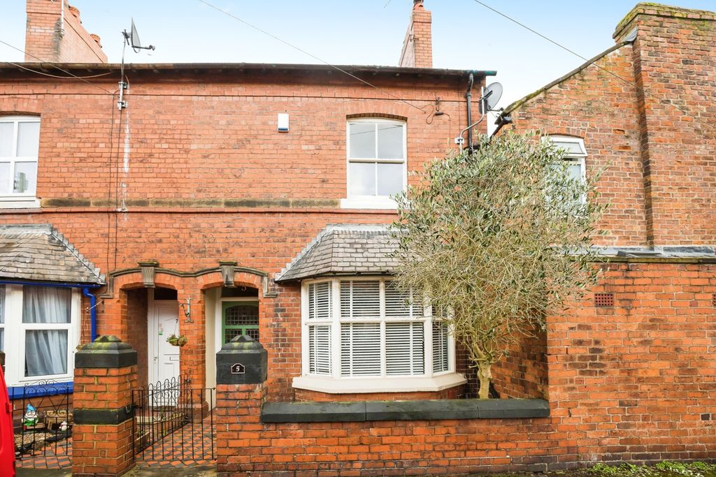 Property photo 1 of 16