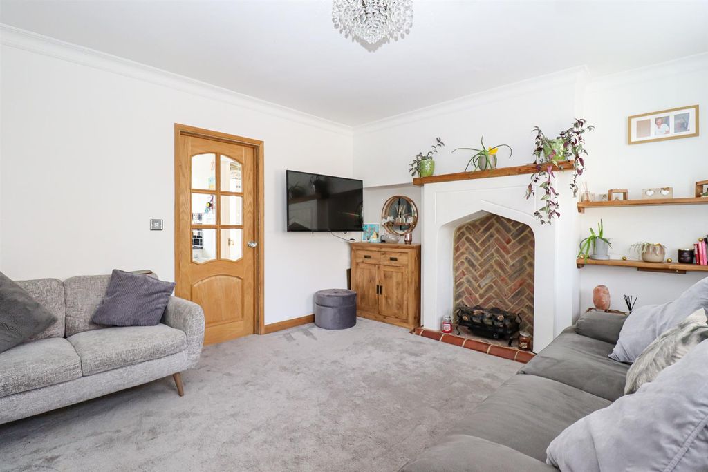 Property photo 2 of 14 Img_5789.Jpg