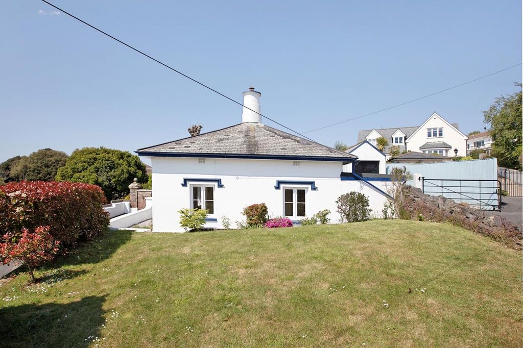 Property photo 1 of 26