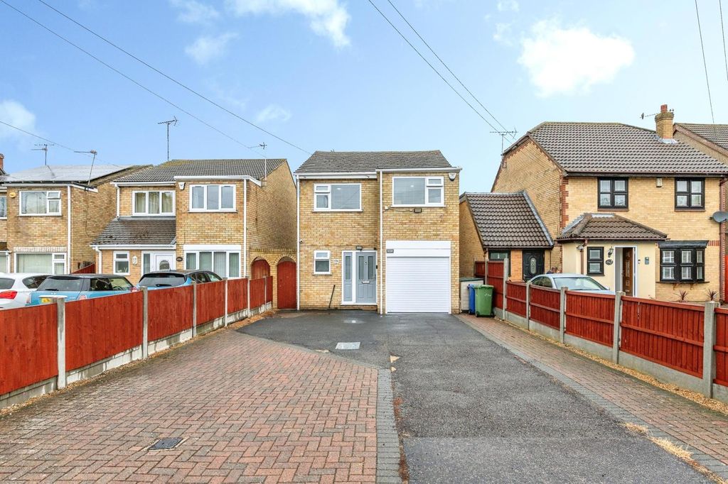 Property photo 1 of 31 Pbox-Img.Jpg