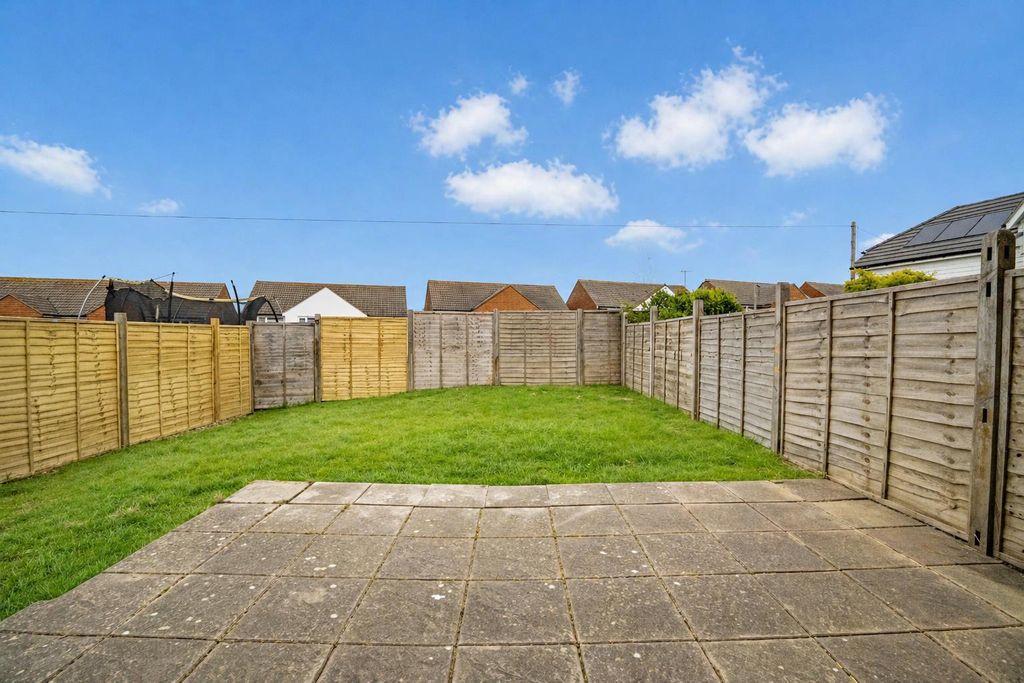 Property photo 2 of 17 6125182A-E573-40d9-977d-35804Ad6A67F.Png