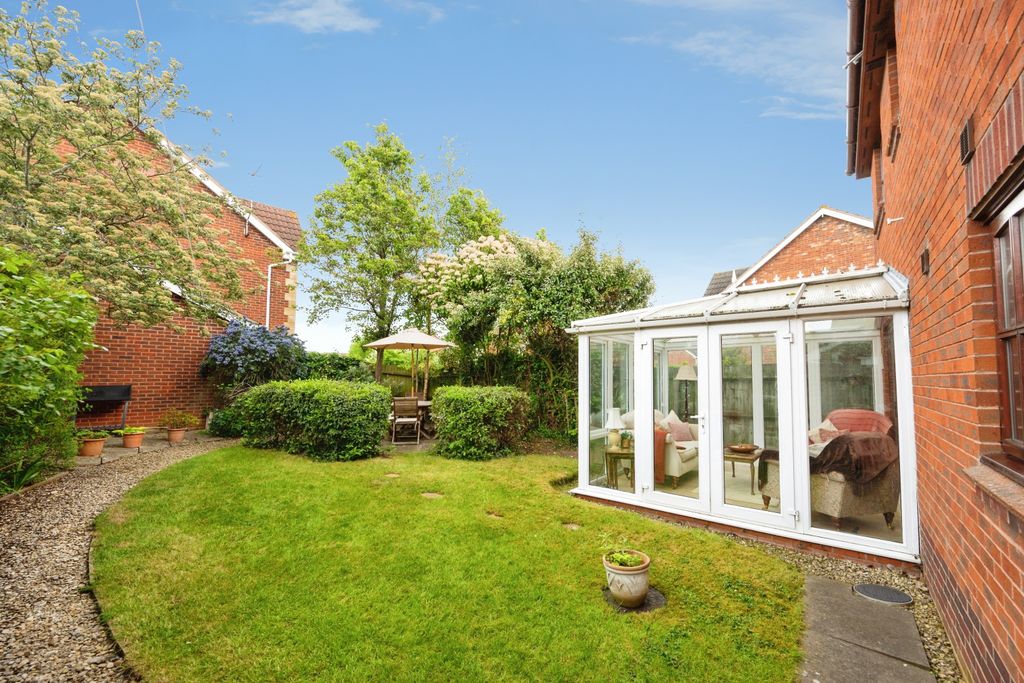 Property photo 2 of 15