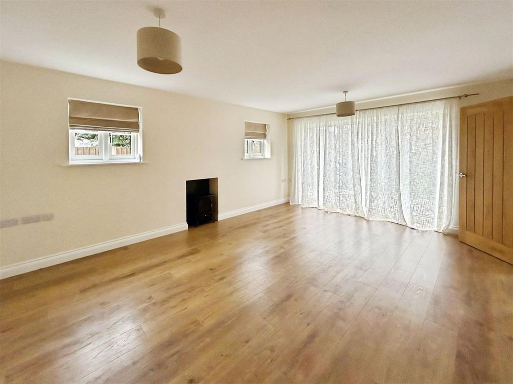 Property photo 3 of 14 3470Ea70-3.Jpg