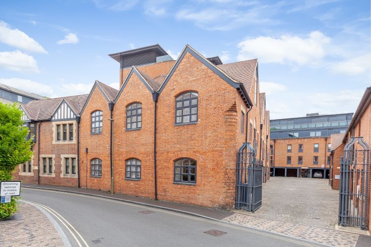 Property photo 2 of 3 170220