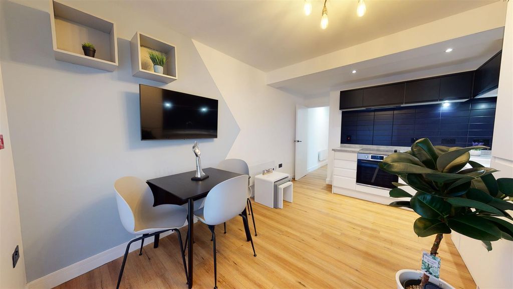 Property photo 2 of 6 MV8Yw7Kyv0-Vwtl4Bbaepg.Jpg