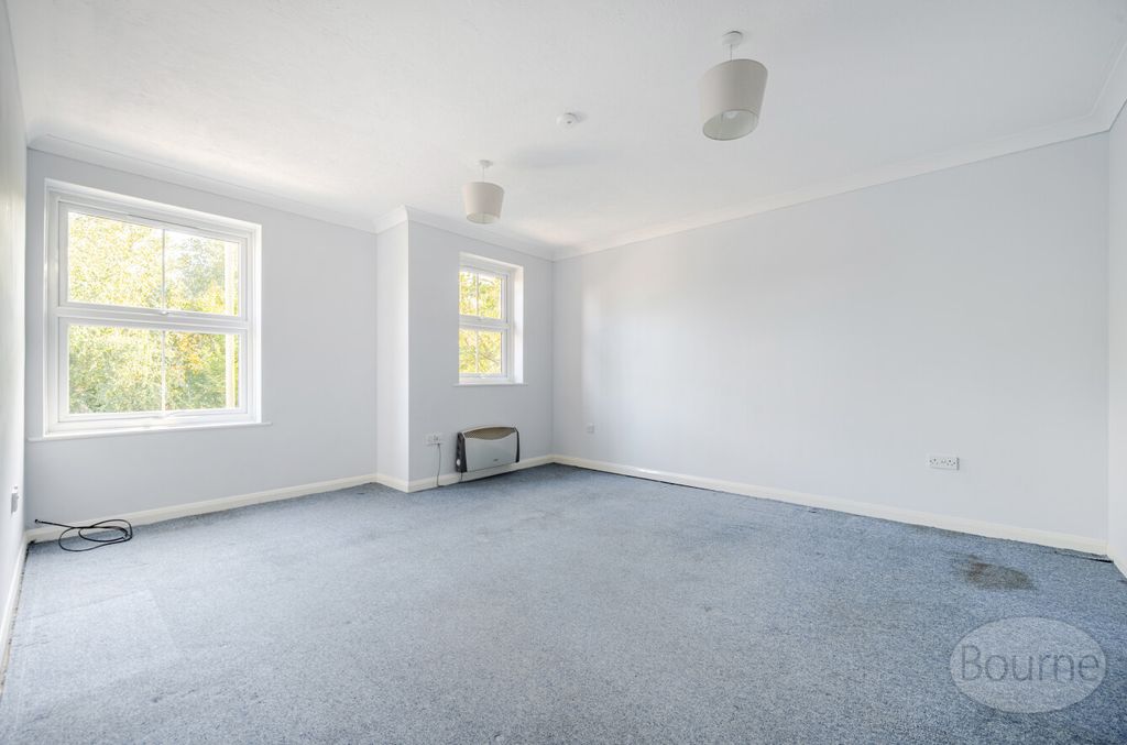 Property photo 3 of 16 Ac611959-Bb4d-429...