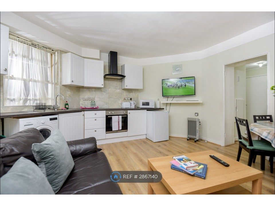 Property photo 2 of 20