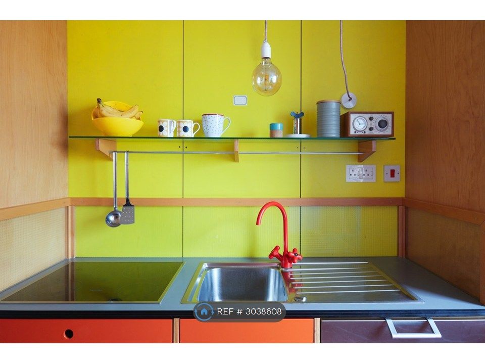 Property photo 2 of 17 Kitchen
