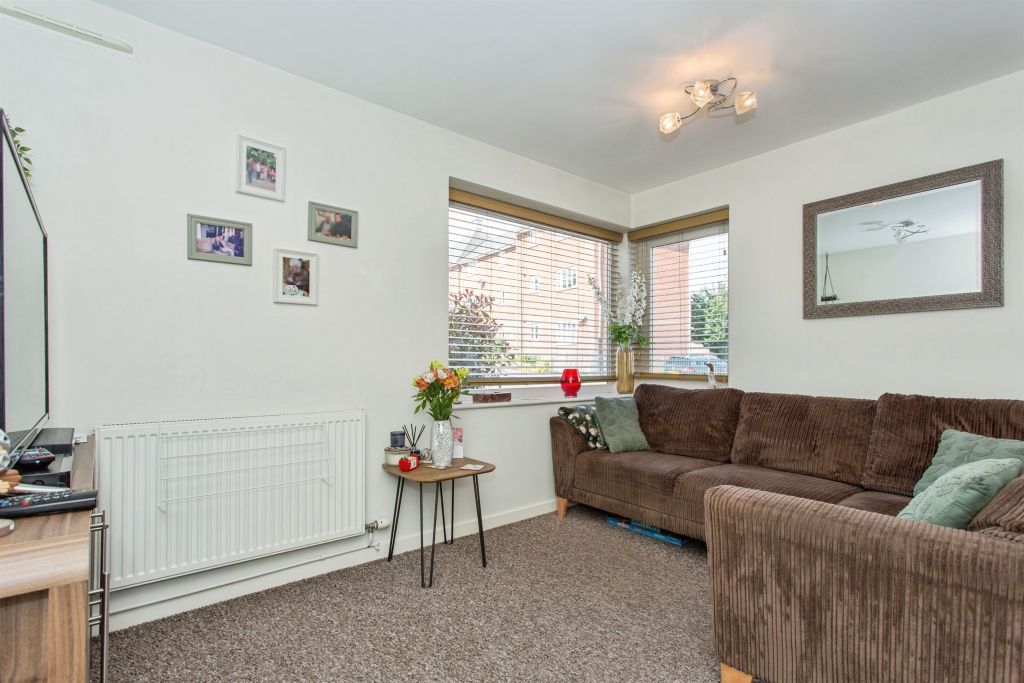 Property photo 3 of 14