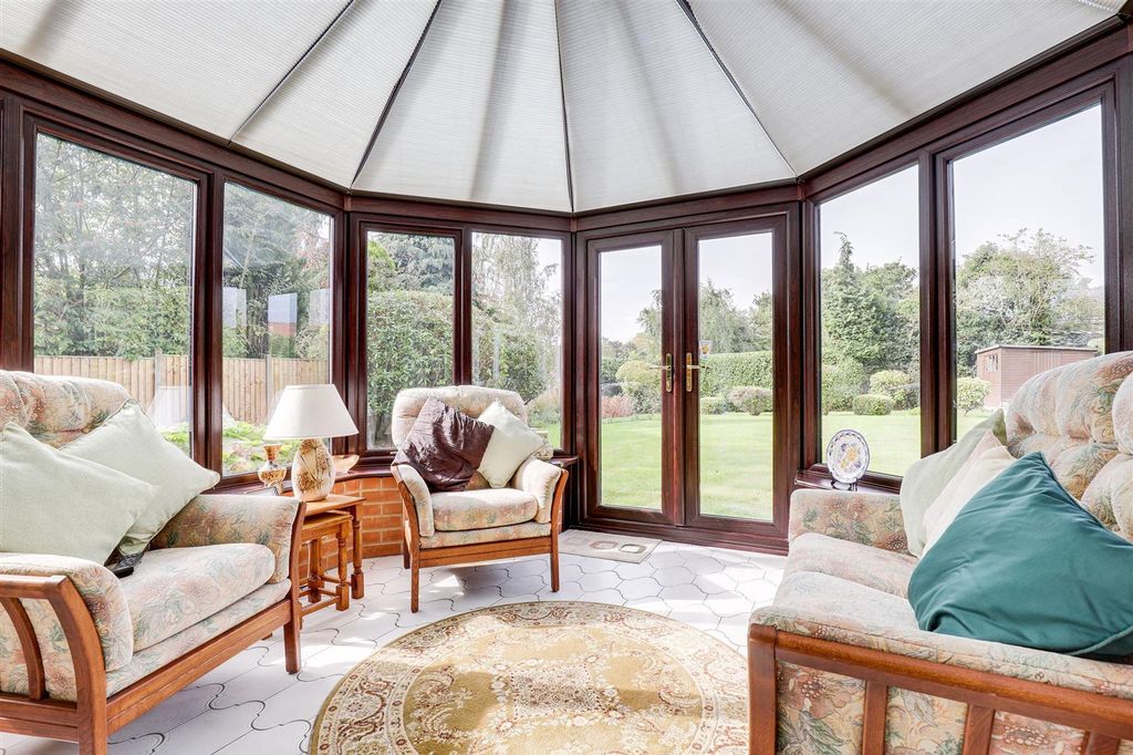 Property photo 3 of 34