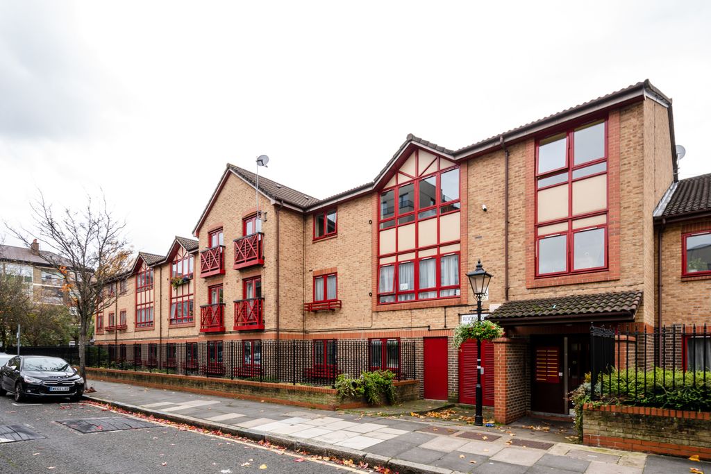 Property photo 1 of 8 Picture No. 10