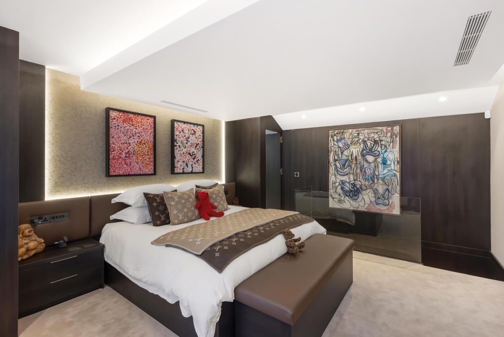 Property photo 3 of 11 Image