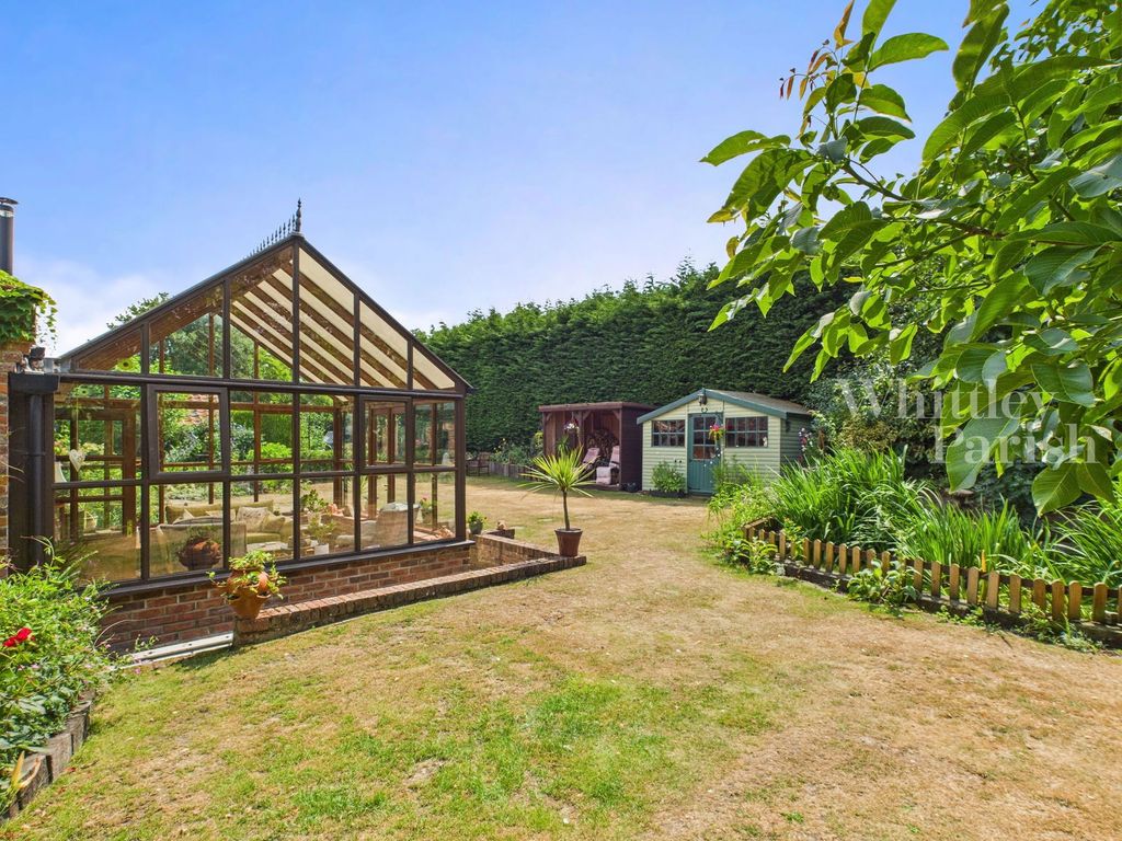 Property photo 2 of 47
