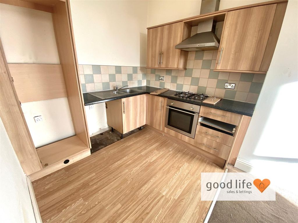 Property photo 2 of 18 20251029_114128571_Ios3Dargylestreet.Jpg