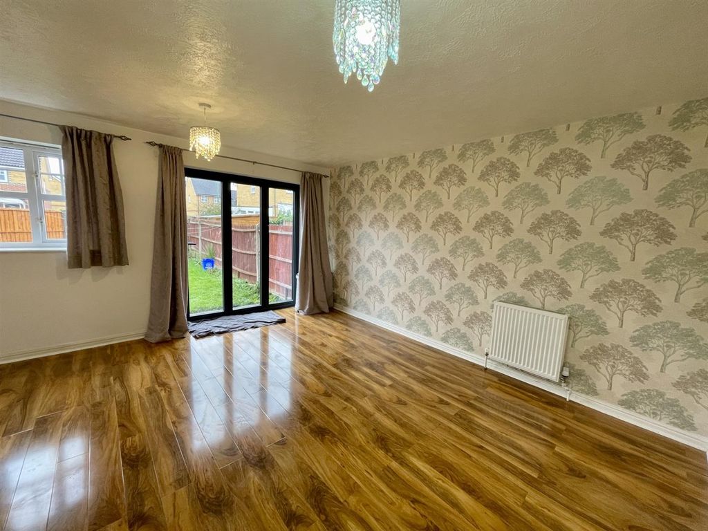 Property photo 2 of 13 Thumbnail_Img_4248.Jpg