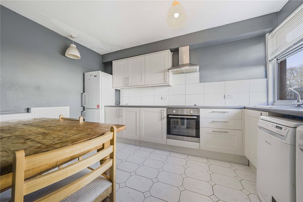 Property photo 2 of 12 Picture No. 01
